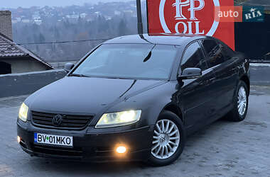 Седан Volkswagen Phaeton 2010 в Черновцах