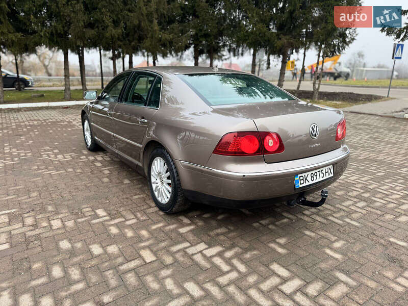 Седан Volkswagen Phaeton 2008 в Рівному