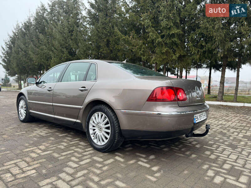Седан Volkswagen Phaeton 2008 в Рівному