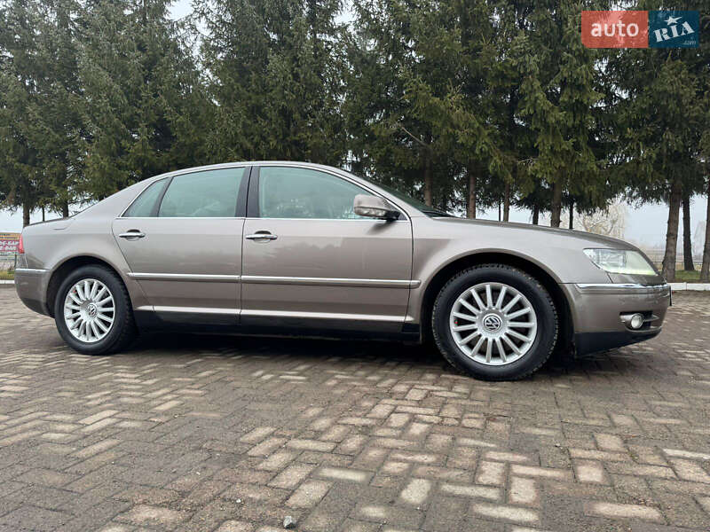 Седан Volkswagen Phaeton 2008 в Рівному