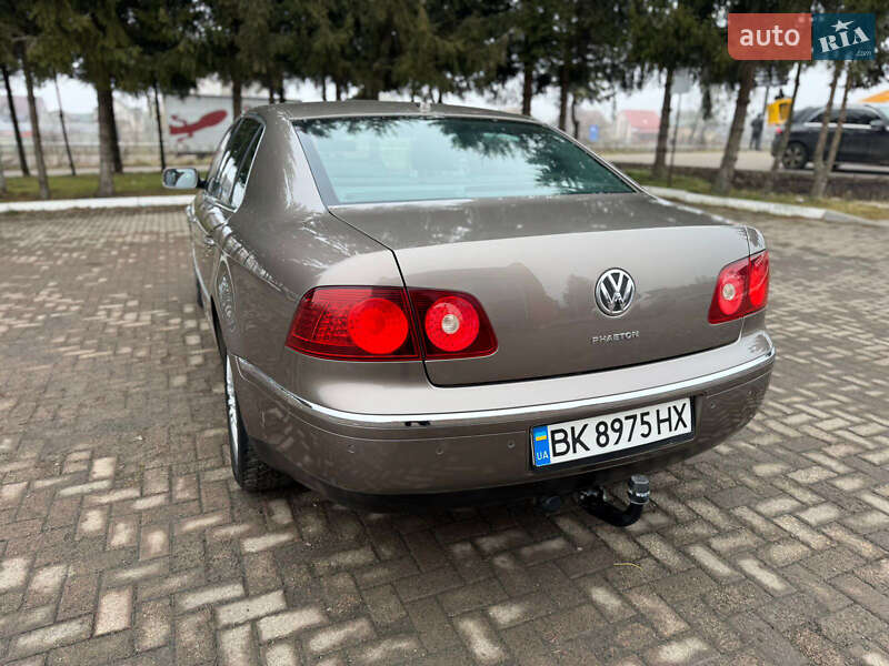 Седан Volkswagen Phaeton 2008 в Рівному