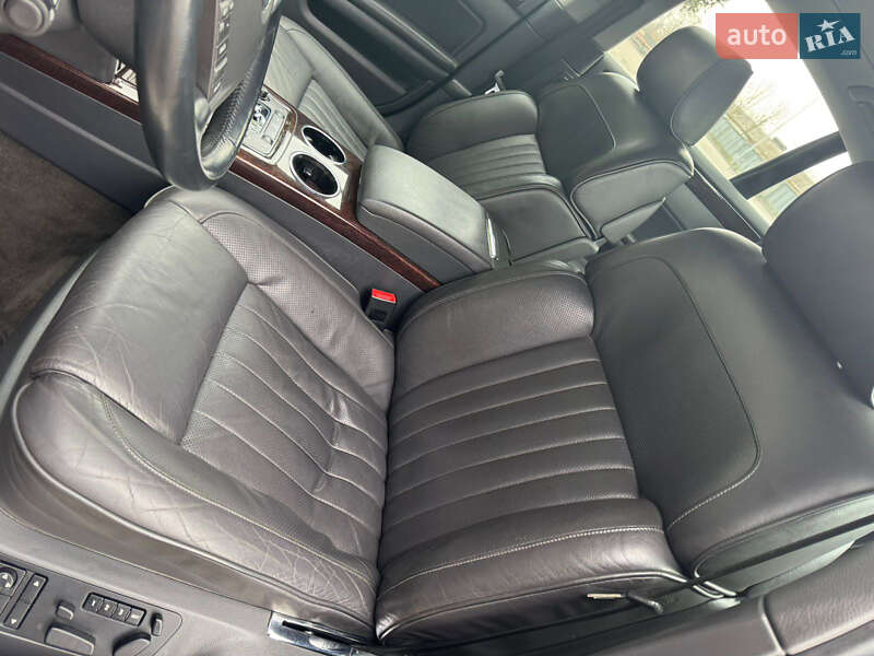 Седан Volkswagen Phaeton 2008 в Рівному