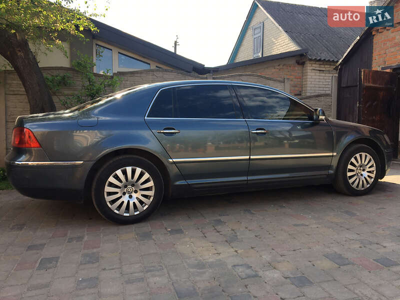 Volkswagen Phaeton 2005