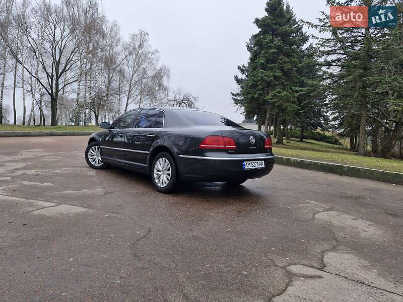 Седан Volkswagen Phaeton 2011 в Житомирі