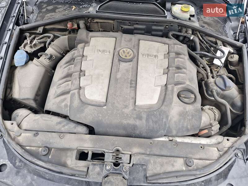 Седан Volkswagen Phaeton 2011 в Житомирі