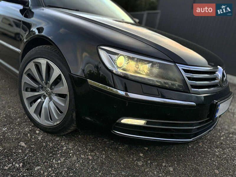 Седан Volkswagen Phaeton 2015 в Киеве