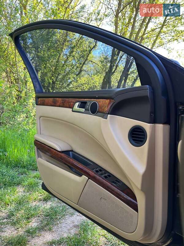 Седан Volkswagen Phaeton 2006 в Южноукраинске