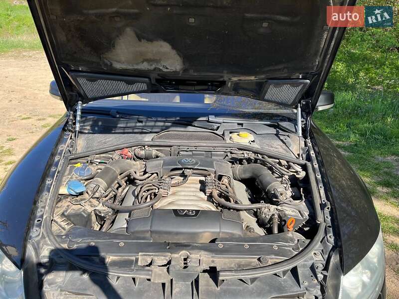 Седан Volkswagen Phaeton 2006 в Южноукраинске