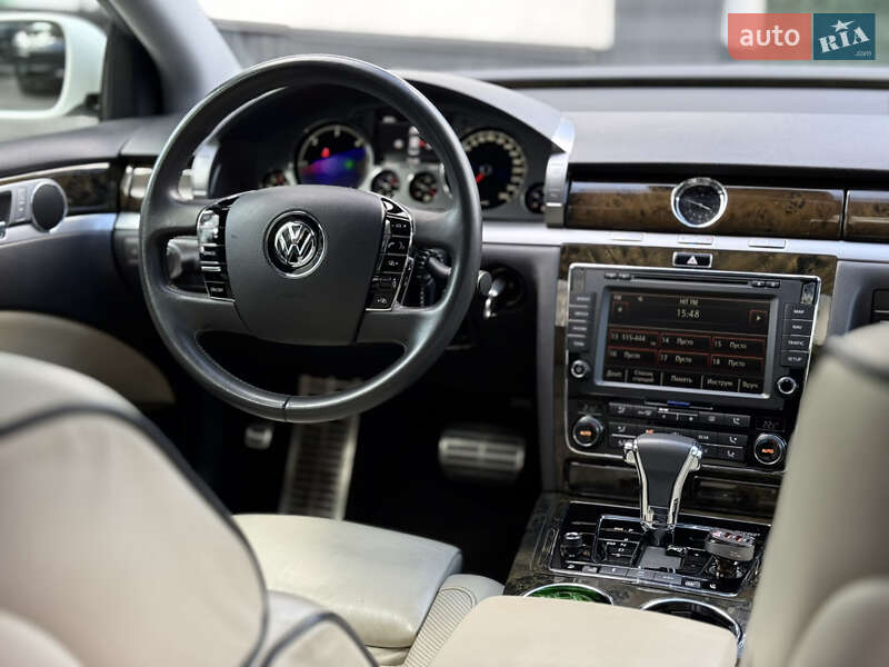 Седан Volkswagen Phaeton 2014 в Киеве