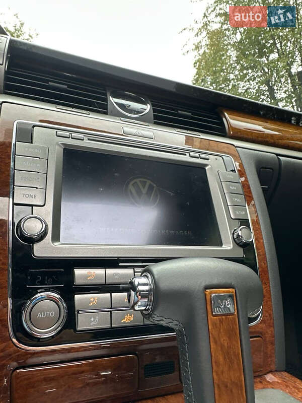 Седан Volkswagen Phaeton 2013 в Києві