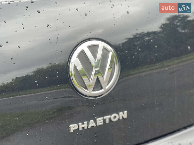 Седан Volkswagen Phaeton 2013 в Львові