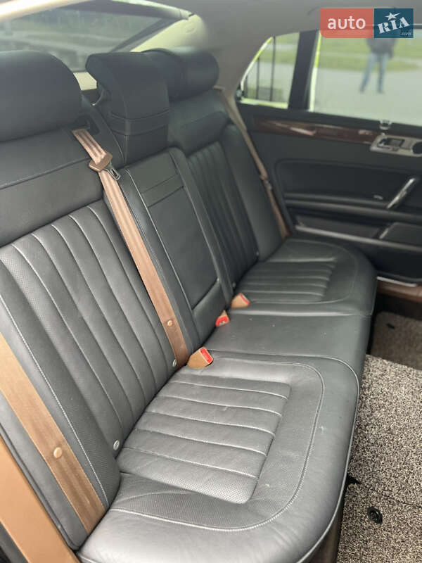 Седан Volkswagen Phaeton 2013 в Львові