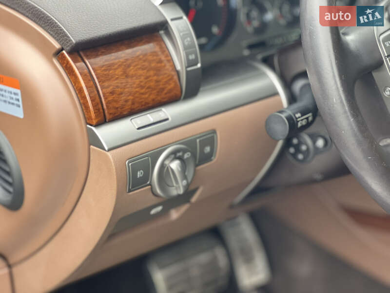 Седан Volkswagen Phaeton 2013 в Львові