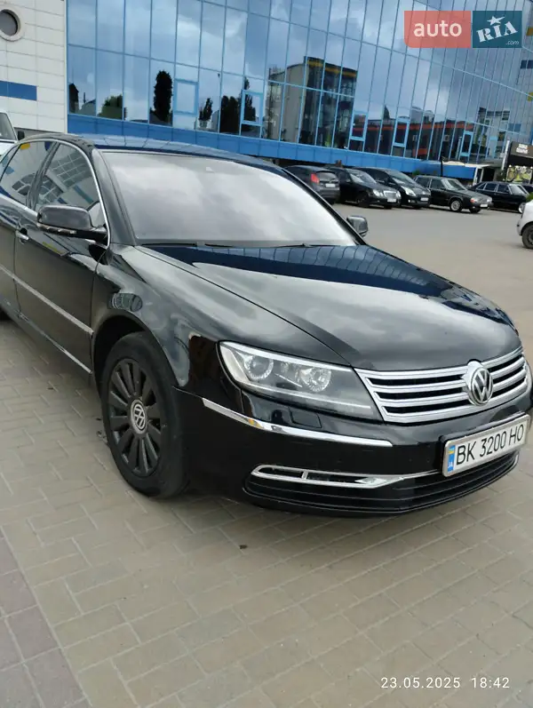 Volkswagen Phaeton 2011