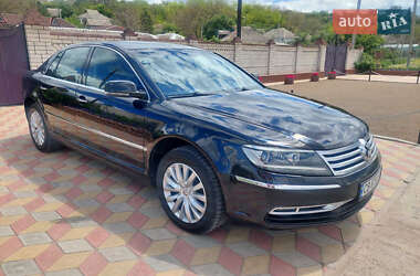 Седан Volkswagen Phaeton 2013 в Николаеве