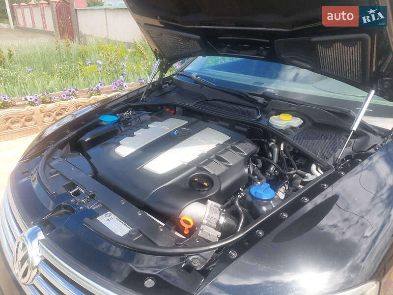 Седан Volkswagen Phaeton 2013 в Николаеве
