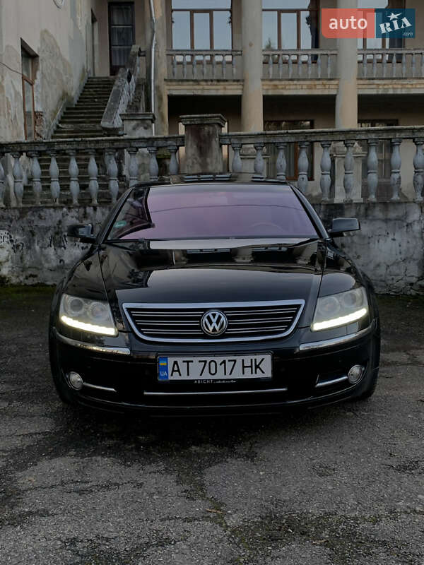 Седан Volkswagen Phaeton 2007 в Калуше