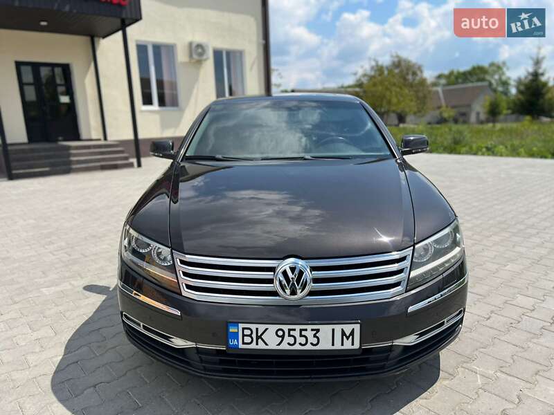 Volkswagen Phaeton 2011