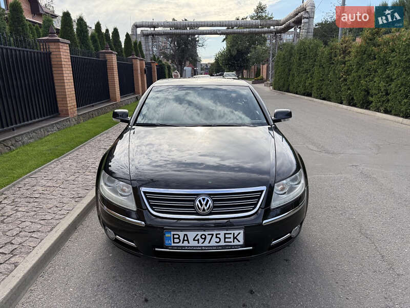 Седан Volkswagen Phaeton 2007 в Александрие