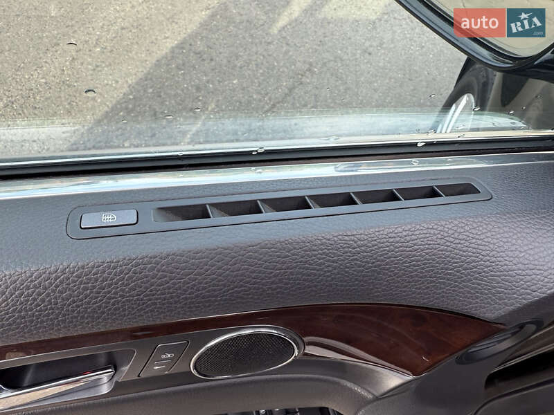 Седан Volkswagen Phaeton 2007 в Александрие