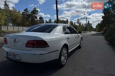 Седан Volkswagen Phaeton 2009 в Малине