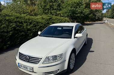 Седан Volkswagen Phaeton 2009 в Малине