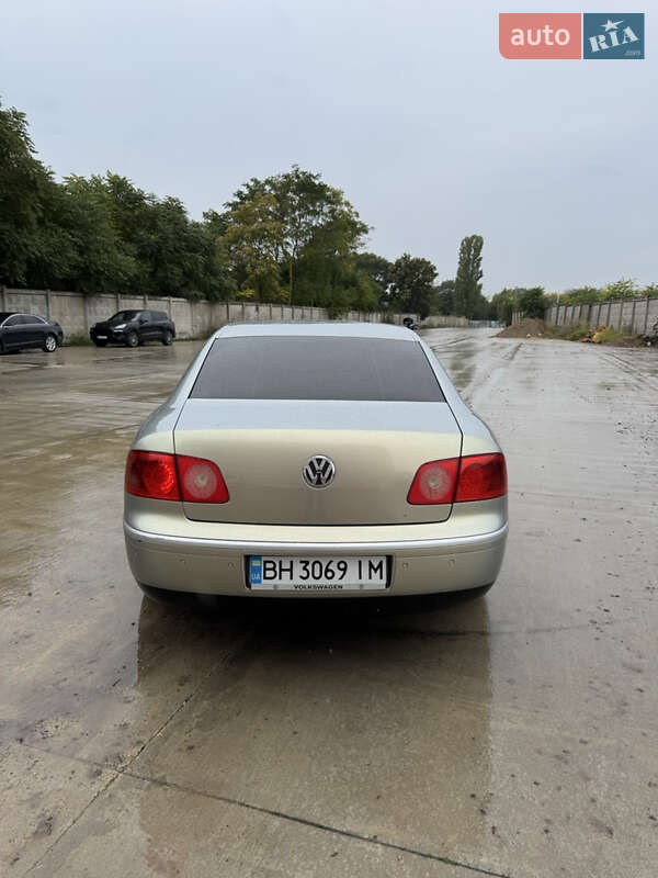 Седан Volkswagen Phaeton 2006 в Одессе