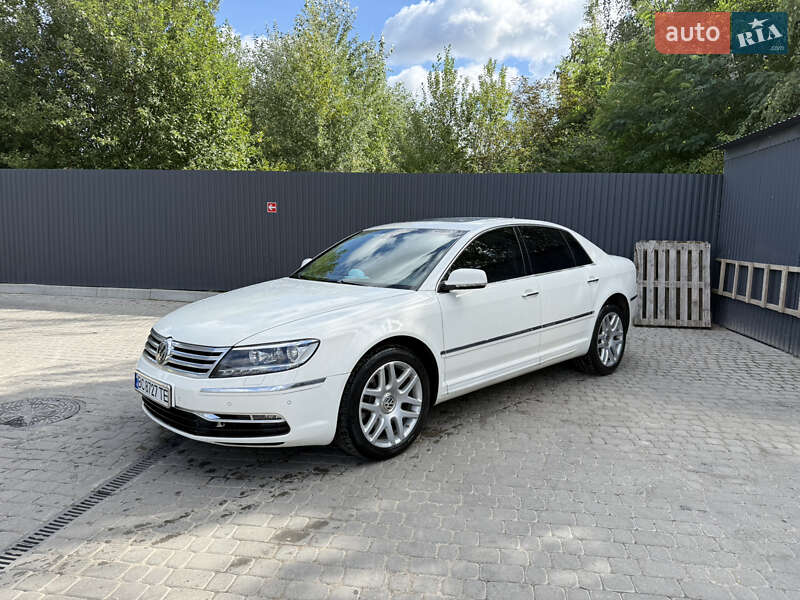 Седан Volkswagen Phaeton 2013 в Львові