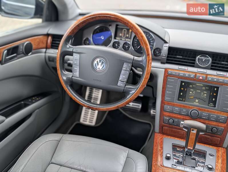 Седан Volkswagen Phaeton 2005 в Коломые