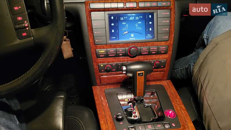 Седан Volkswagen Phaeton 2006 в Ровно фото 22 Седан Volkswagen Phaeton 2006 в Ровно