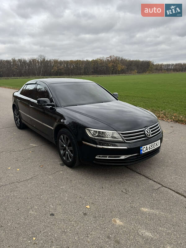 Седан Volkswagen Phaeton 2010 в Умані