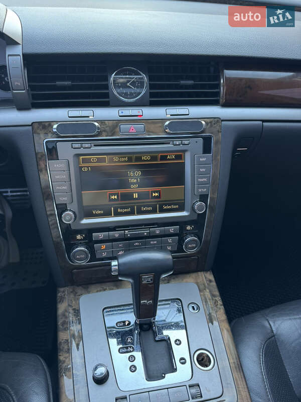 Седан Volkswagen Phaeton 2009 в Стрые фото 33 Седан Volkswagen Phaeton 2009 в Стрые