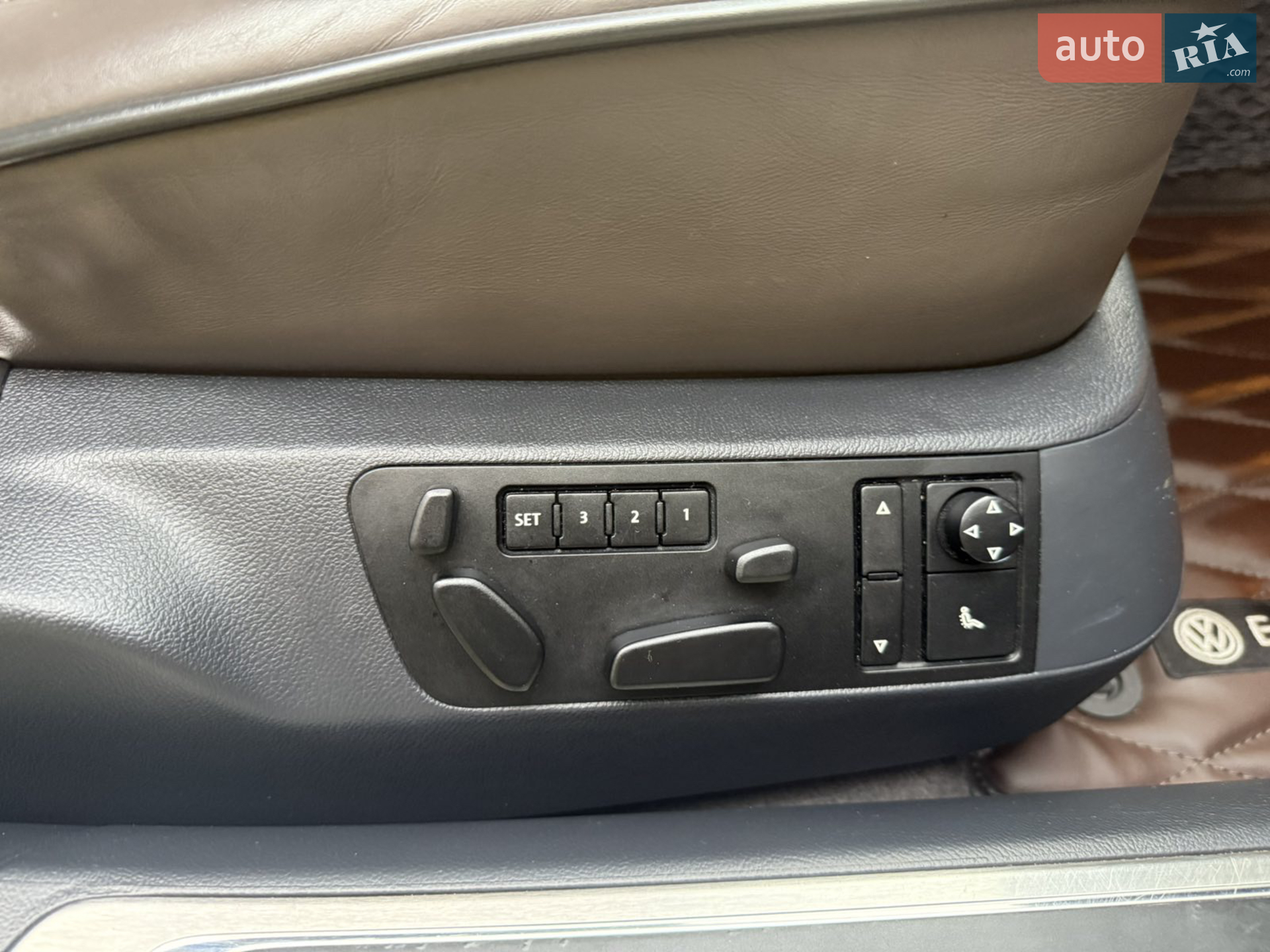 2011 Volkswagen Phaeton - мініатюра 10