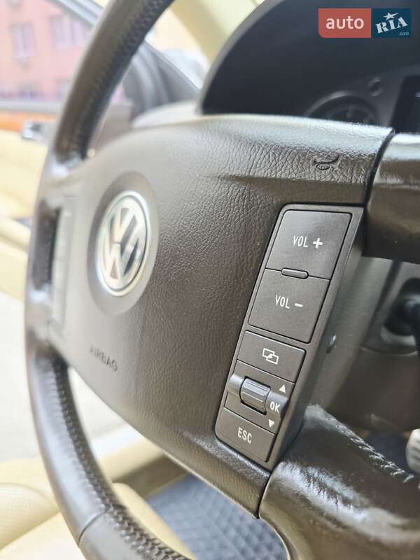 Седан Volkswagen Phaeton 2005 в Одесі