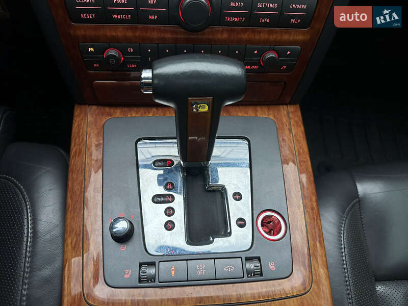 Седан Volkswagen Phaeton 2006 в Києві фото 35 Седан Volkswagen Phaeton 2006 в Києві