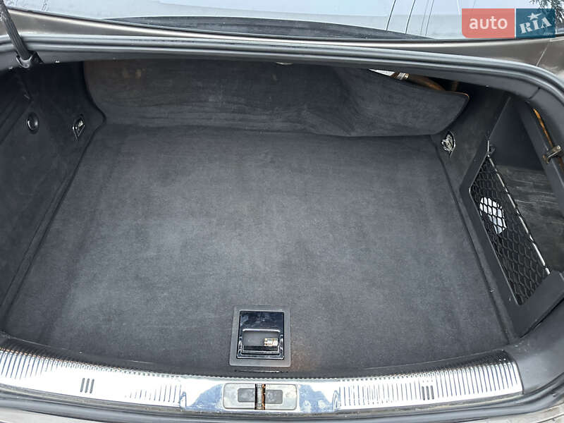 Седан Volkswagen Phaeton 2006 в Києві фото 49 Седан Volkswagen Phaeton 2006 в Києві