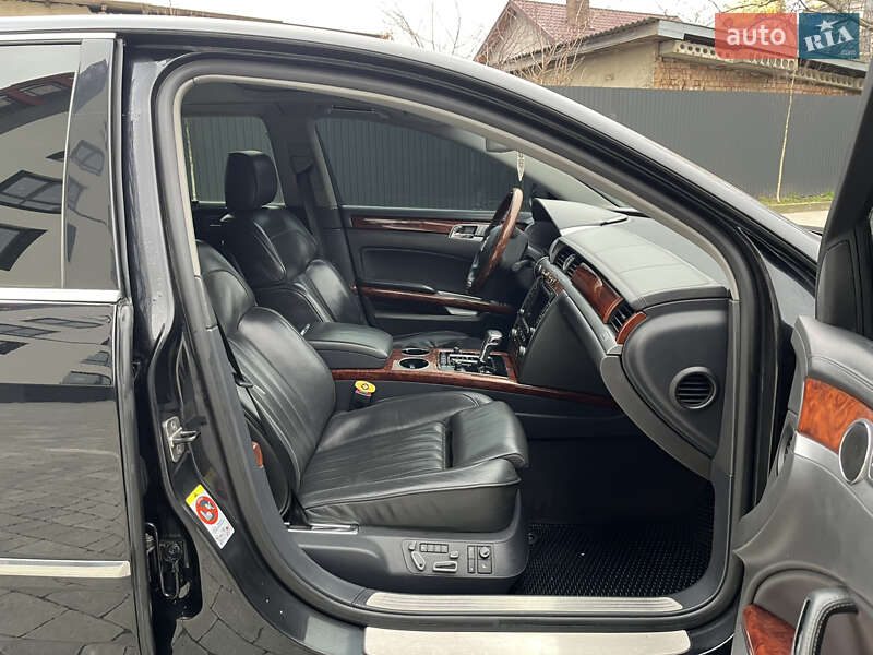 Седан Volkswagen Phaeton 2014 в Івано-Франківську