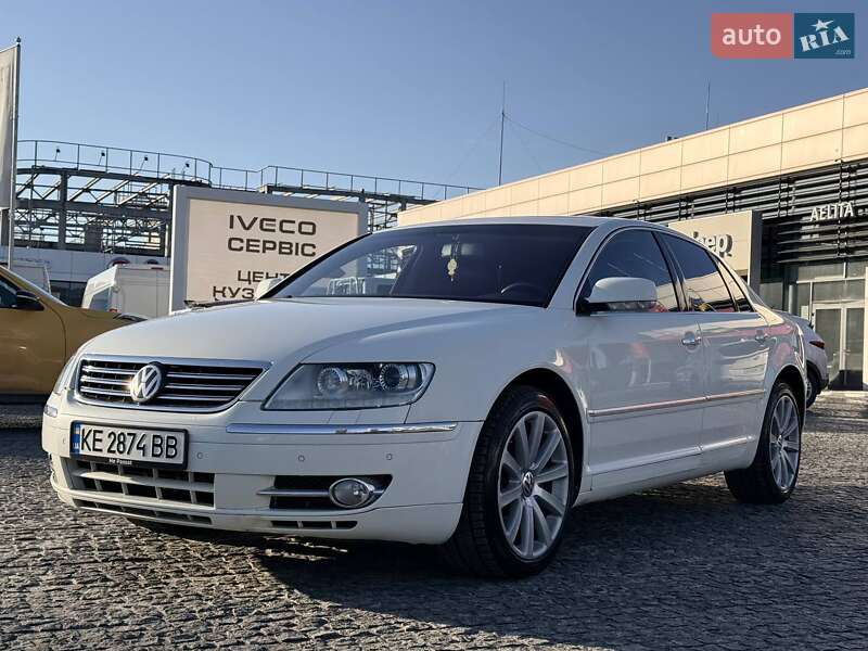 Седан Volkswagen Phaeton 2009 в Днепре