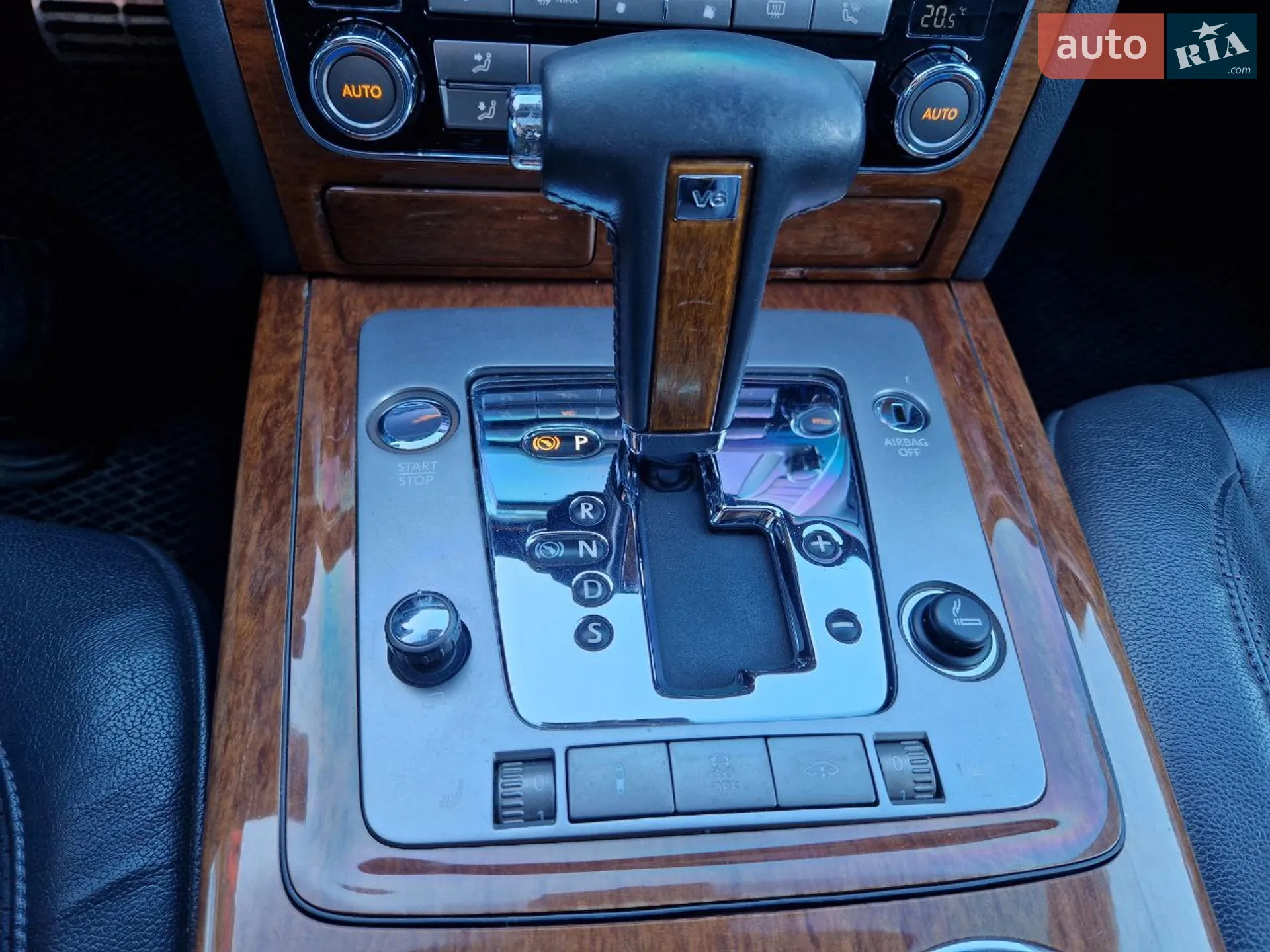 2014 Volkswagen Phaeton - мініатюра 24