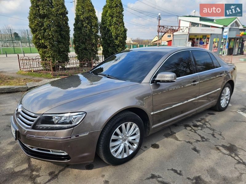 Volkswagen Phaeton 2012