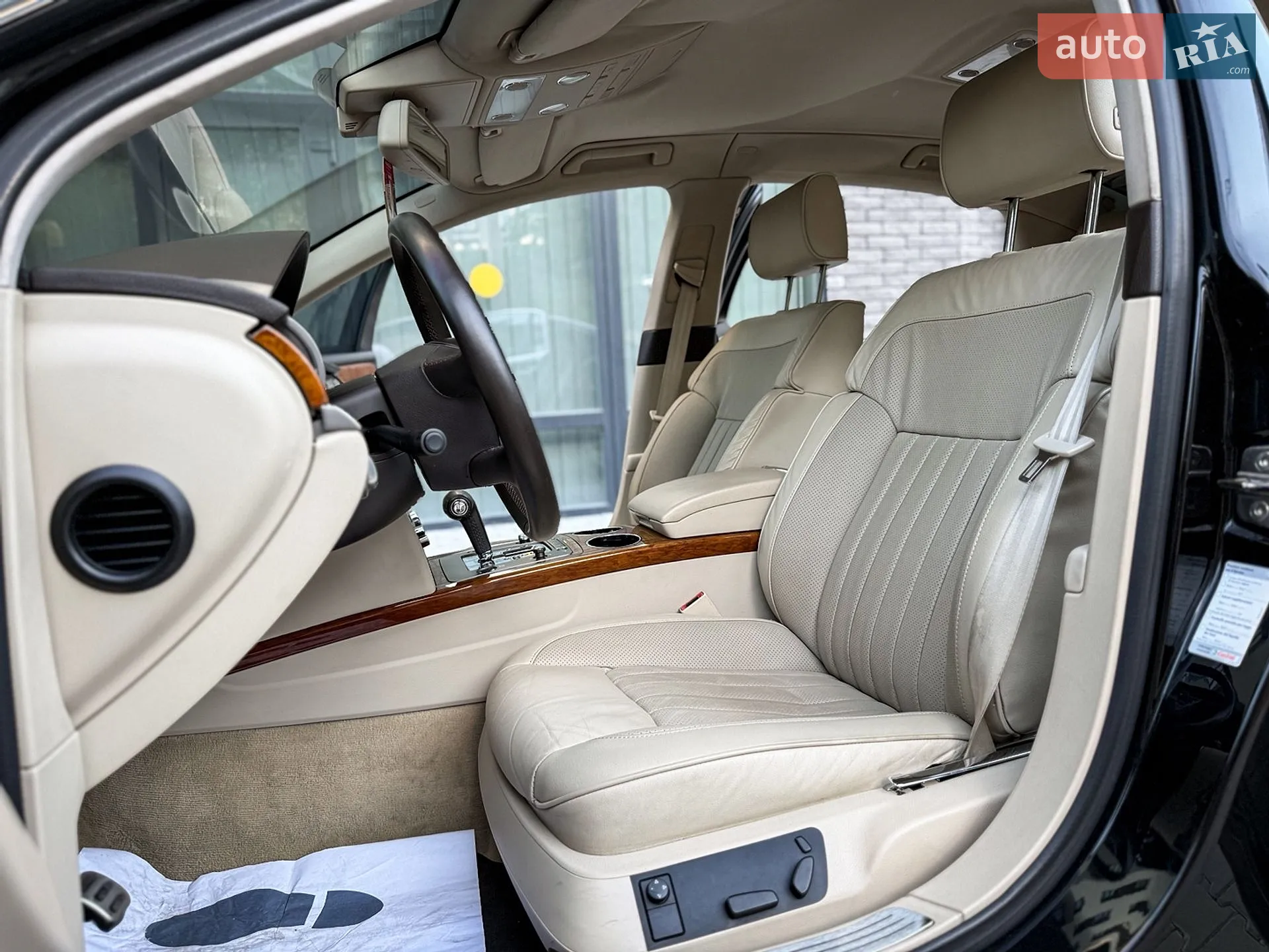 2010 Volkswagen Phaeton - мініатюра 22