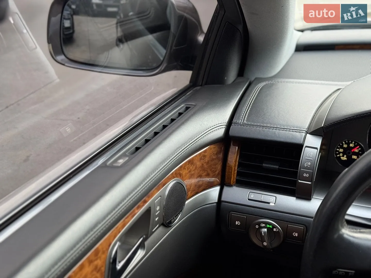 2011 Volkswagen Phaeton - мініатюра 21