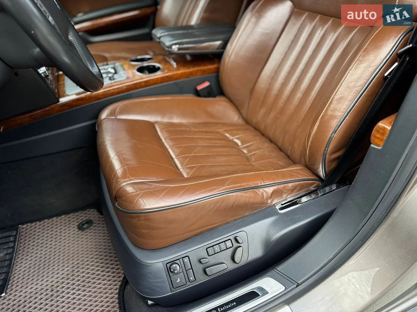 2011 Volkswagen Phaeton - мініатюра 29