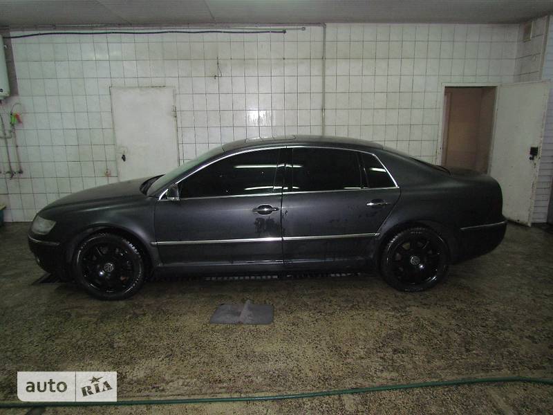 Седан Volkswagen Phaeton 2005 в Днепре