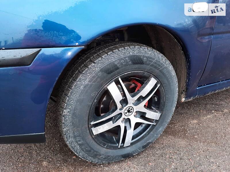 Хэтчбек Volkswagen Pointer 2005 в Збараже