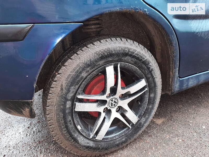Хэтчбек Volkswagen Pointer 2005 в Збараже