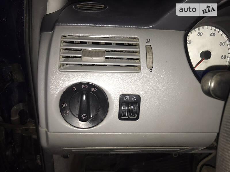 Хэтчбек Volkswagen Pointer 2006 в Ивано-Франковске