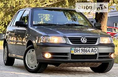Хэтчбек Volkswagen Pointer 2006 в 