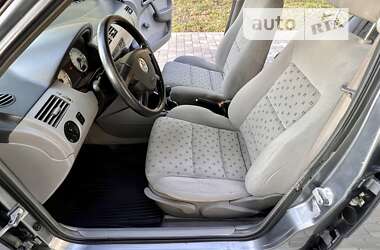 Хэтчбек Volkswagen Pointer 2006 в 