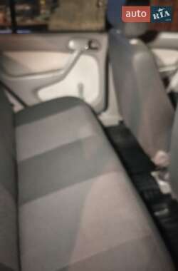 Хэтчбек Volkswagen Pointer 2006 в Глухове